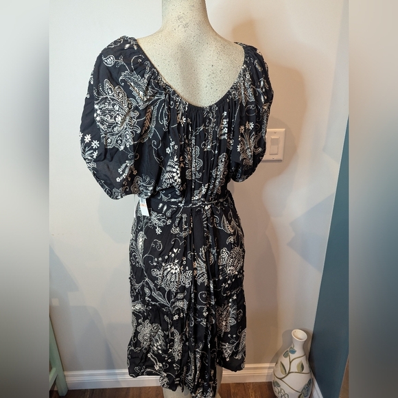 Karen Kane In Full Bloom Tiered Dress Black & White With Tie Waist Sz 2x - Picture 5 of 17